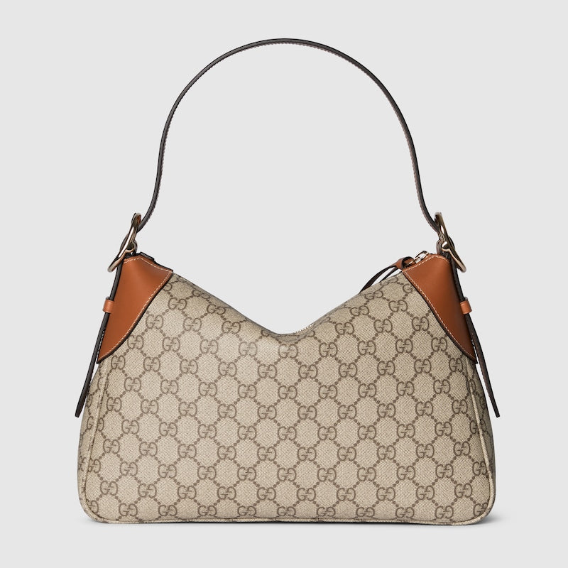 Borsa a spalla GG Emblem Misura Media in Tessutto Beige