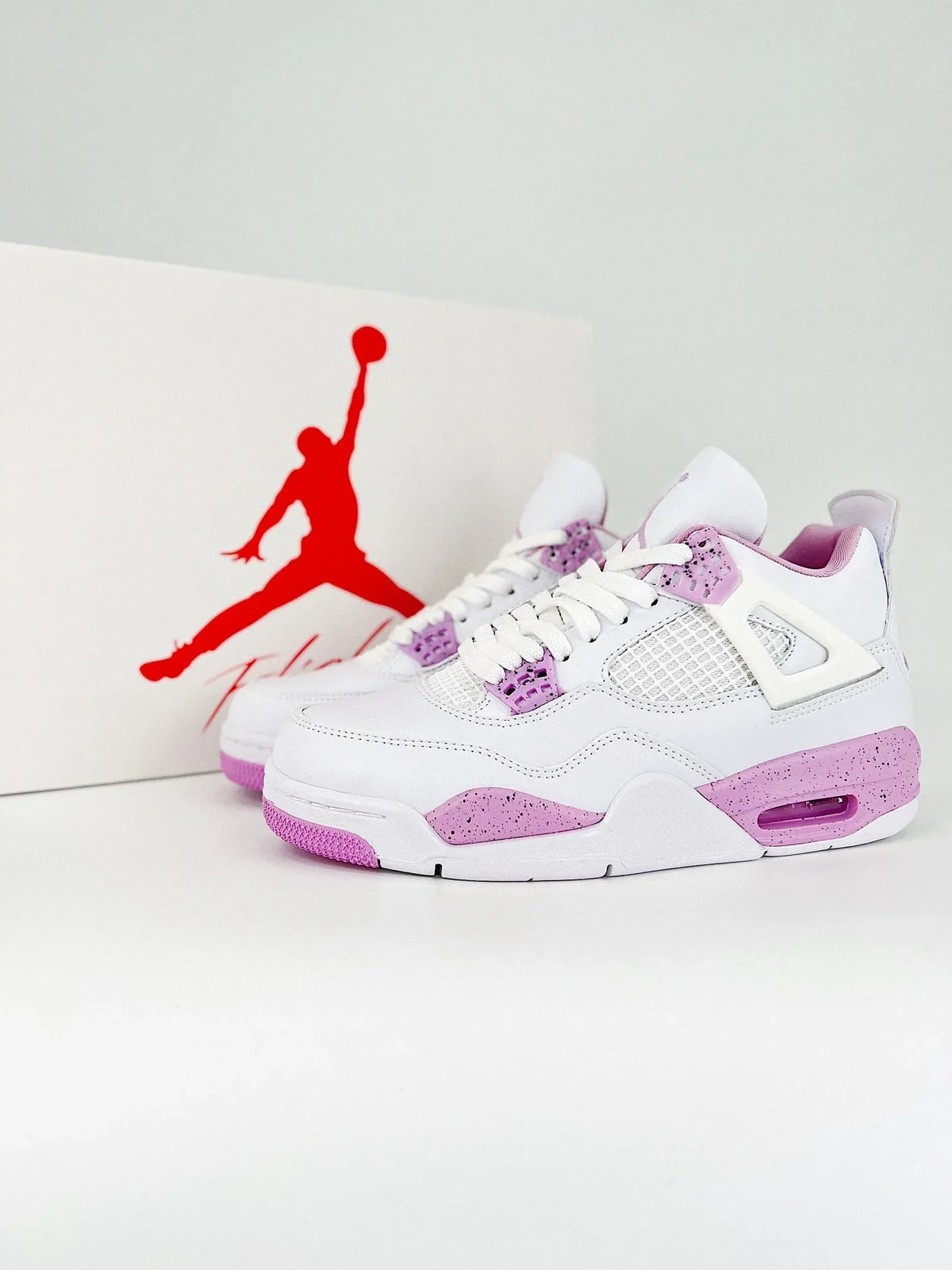 Air Jordan 4 Oreo Rosa