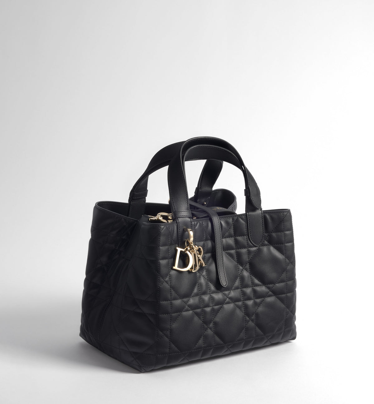 Borsa Media Toujours Nera