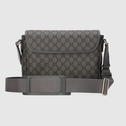Borsa a tracolla Ophidia misura media in morbido GG Supreme grigio e nero