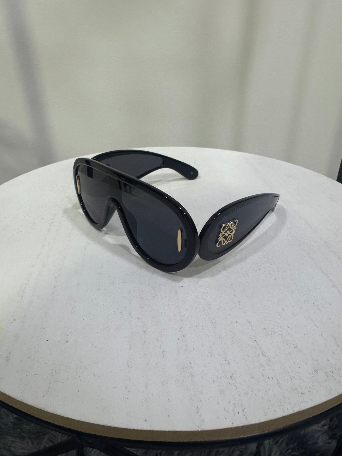 Occhiali da sole LOEWE - Black/Gold