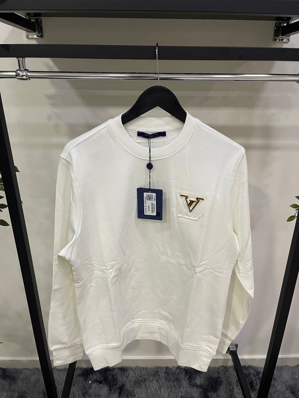 Felpa girocollo LV con logo in oro