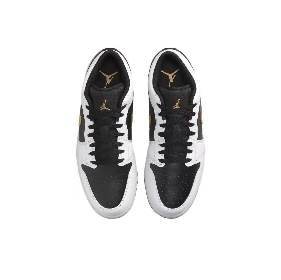 Air Jordan 1 Low “Reverse Panda”