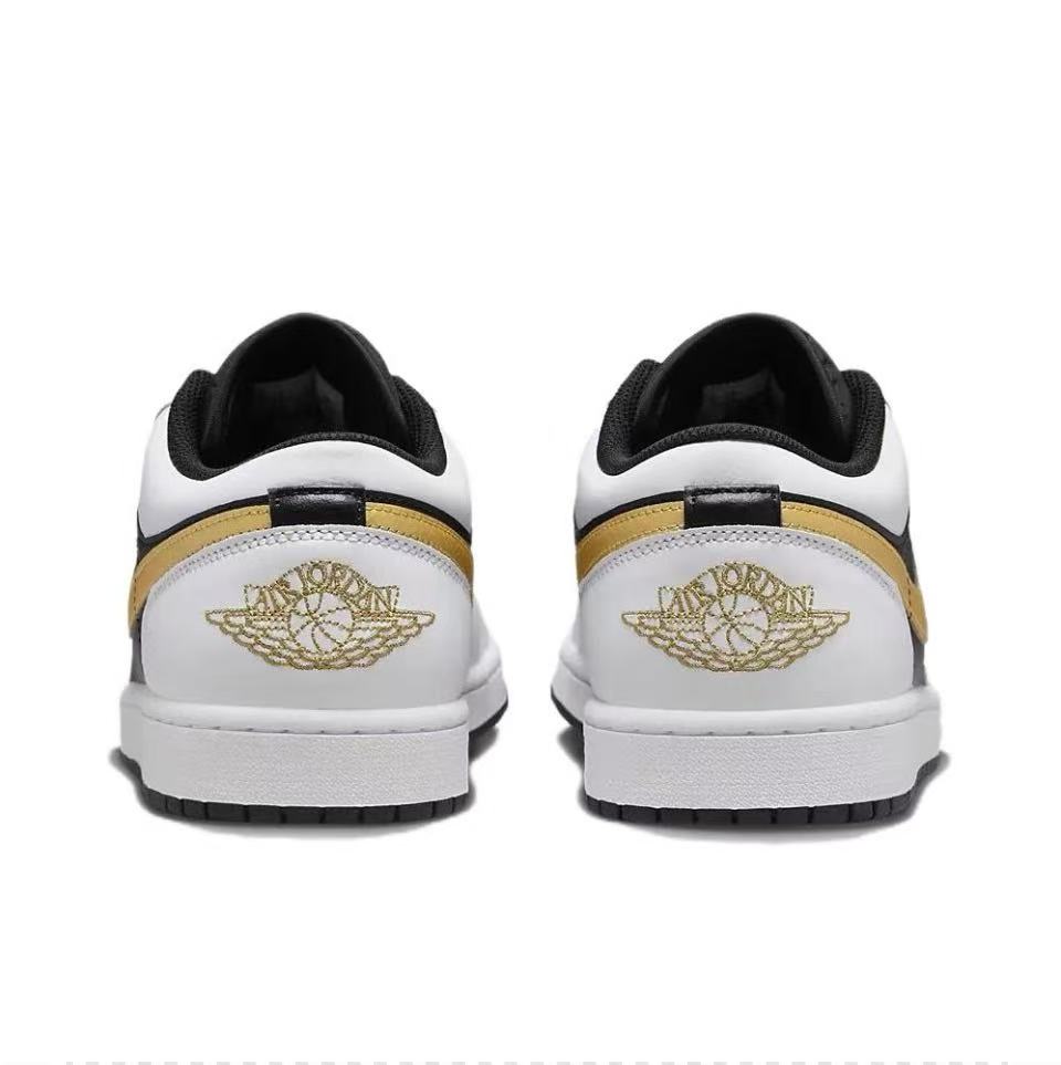 Air Jordan 1 Low “Reverse Panda”