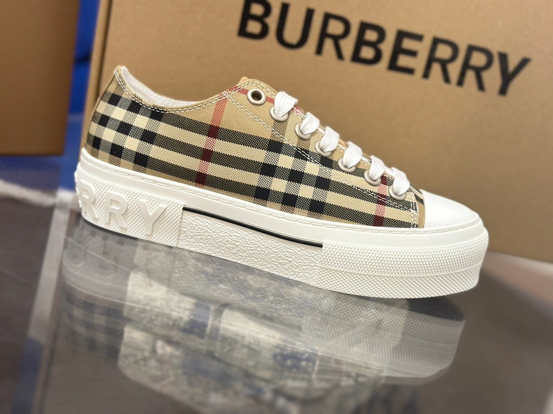 Sneakers Burberry