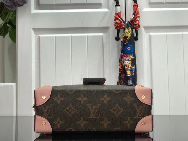 LV PETITE MALLE SOUPLE Rosa